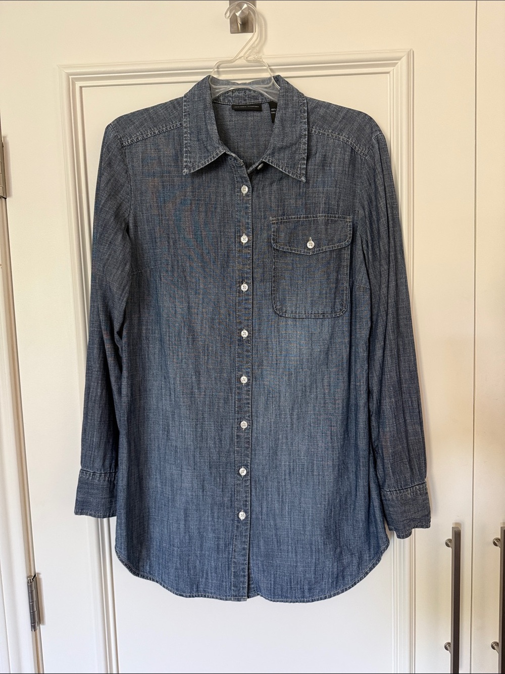 New York & Company Blue Chambray Long-Sleeve Button-Down Shirt